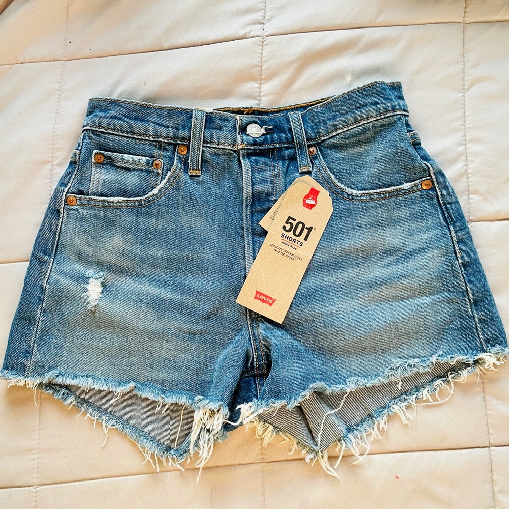 501 Levis shorts